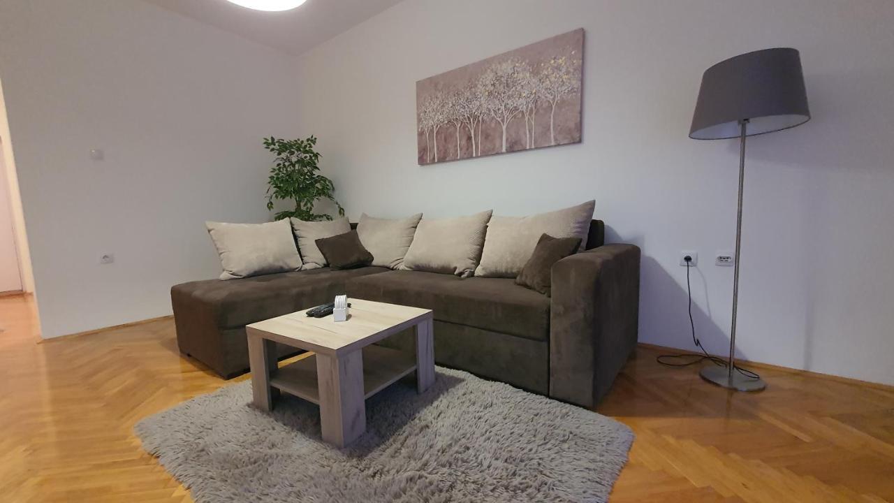 Apartments Spring Čačak Eksteriør bilde