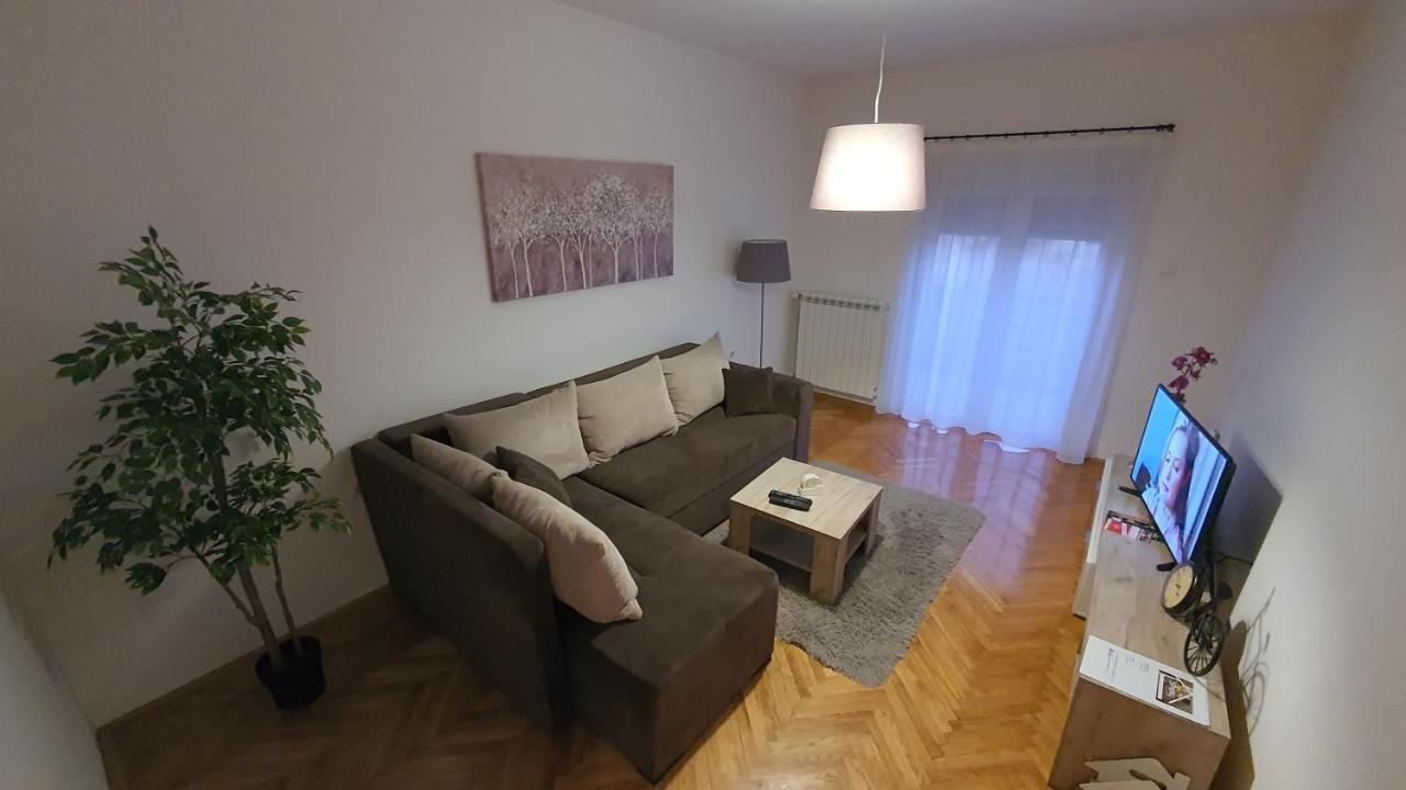 Apartments Spring Čačak Eksteriør bilde